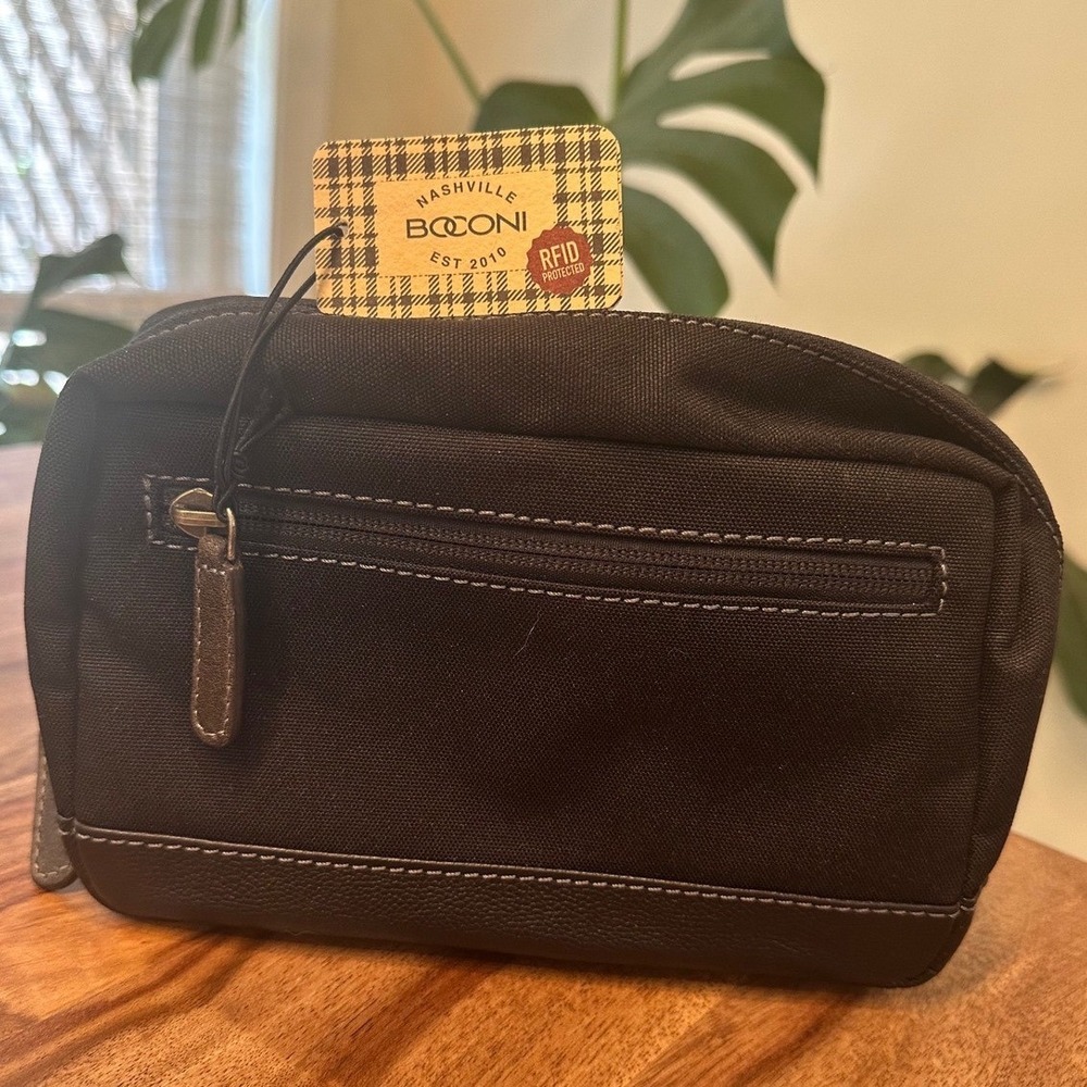 BOCONI  Nashville Black RFID Travel Pouch Cosmetic Makeup Bag
